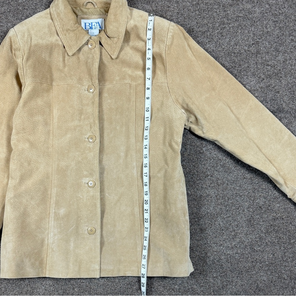 Tan jacket - Picture 8 of 10
